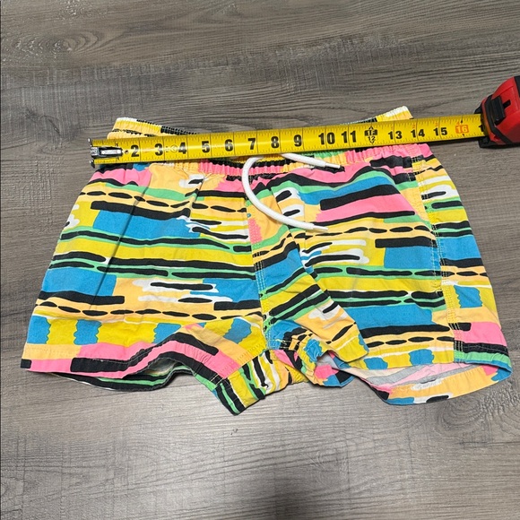 Tropicalia Colorful Patterned Shorts - Picture 8 of 8